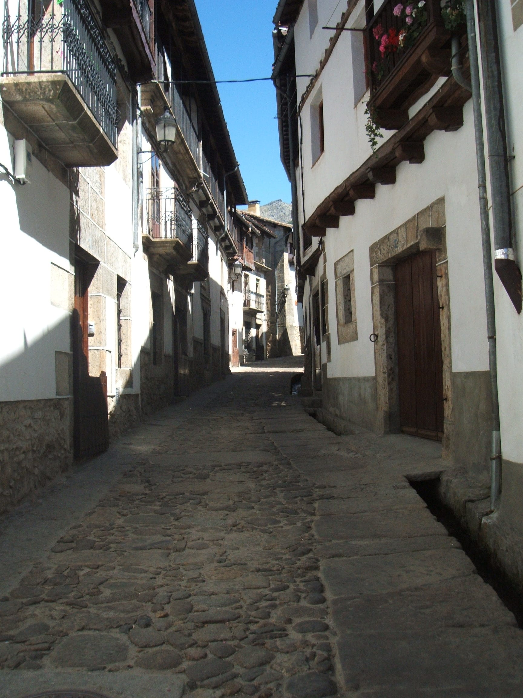 Típica calle de Candelario