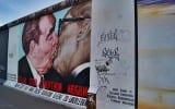 Brotherhood Kiss, berlín