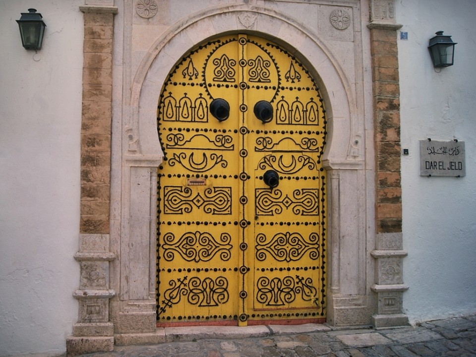 Puertas de colores, Túnez