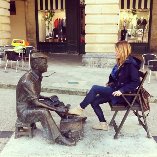 Estatuas Haro, limpiabotas