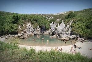 Playa de Gulpiyuri, Asturias