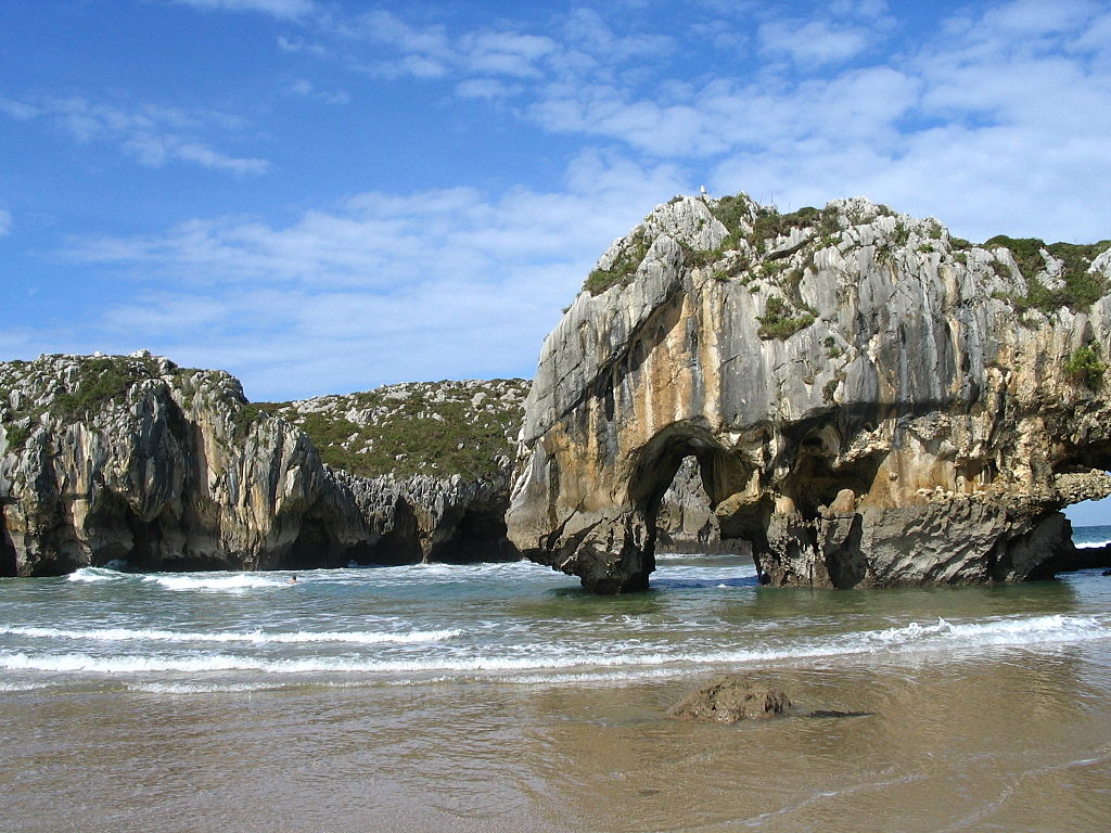 Playa Cuevas de Mar